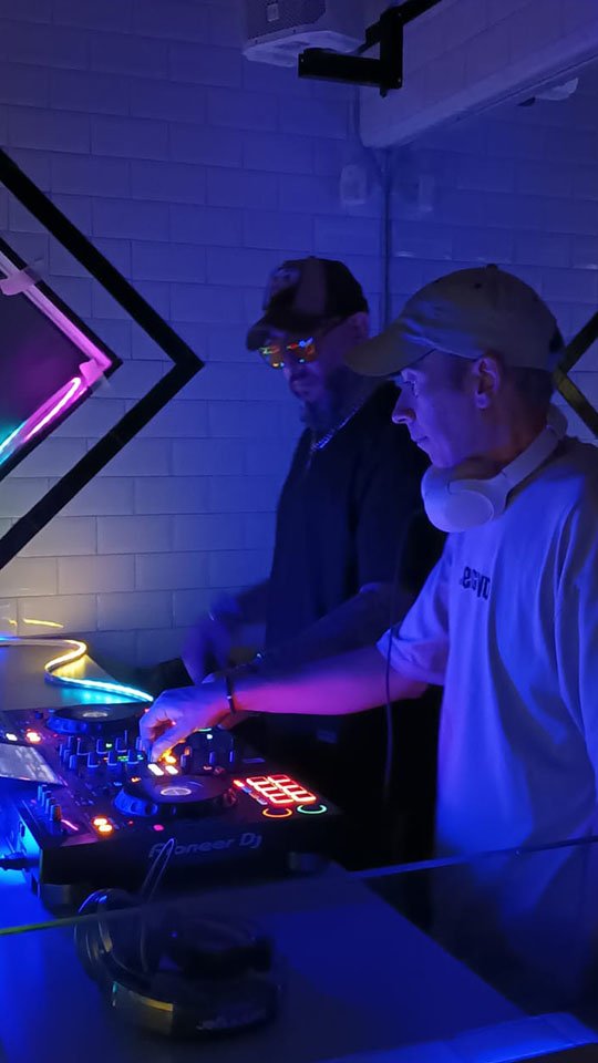 LX22 dj de música electrónica. Deep House - Tech House - Old School
